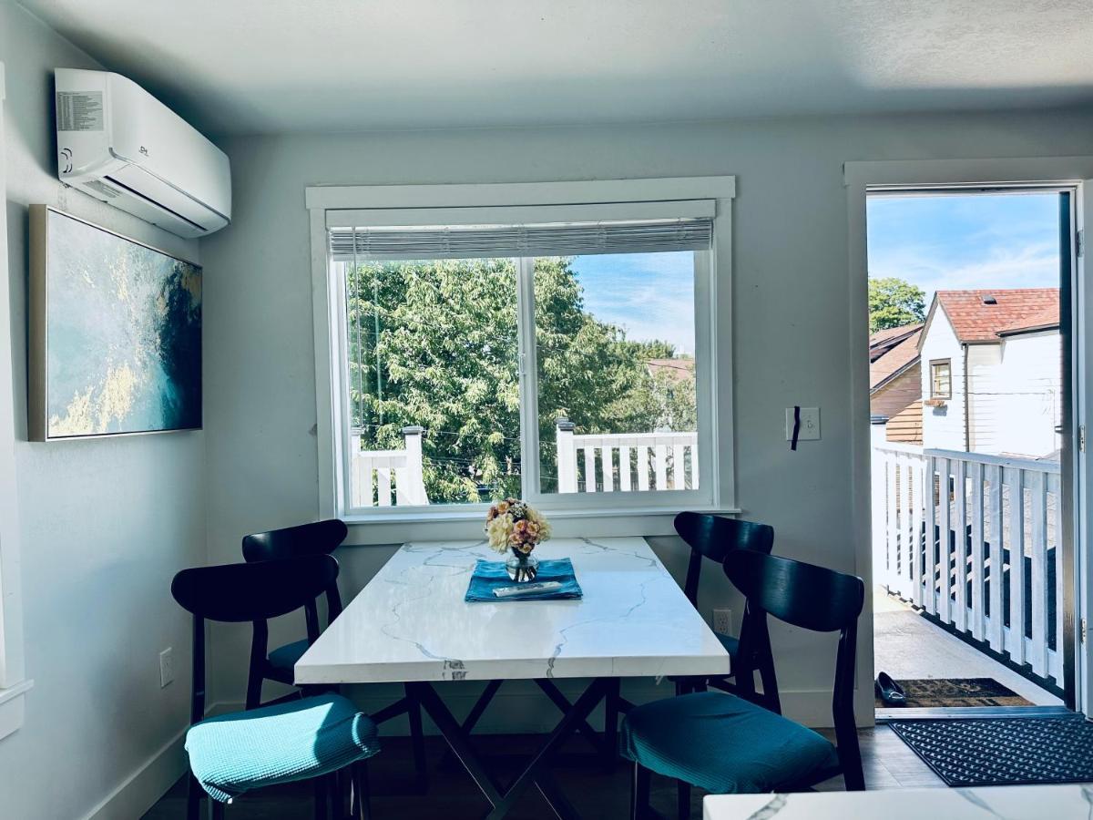 Tacoma 2 Bedrooms 1 Baths Sleep 5 With Compact Kitchen Exterior photo